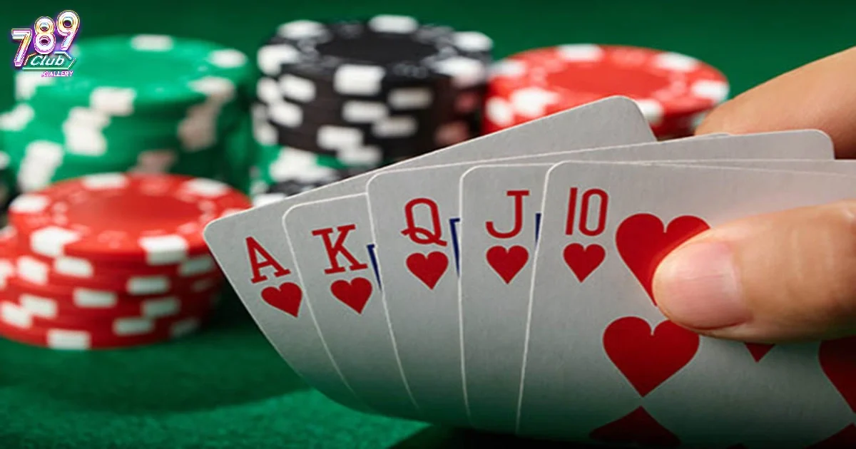 Cách chia bài và vòng cược trong cách chơi Poker 789Club
